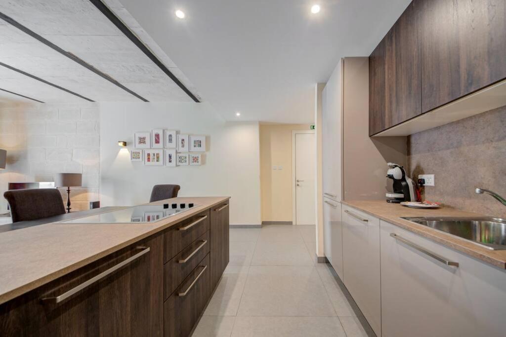 Vallettastay - Orangerie Two Bedroom Apartment 301 Buitenkant foto